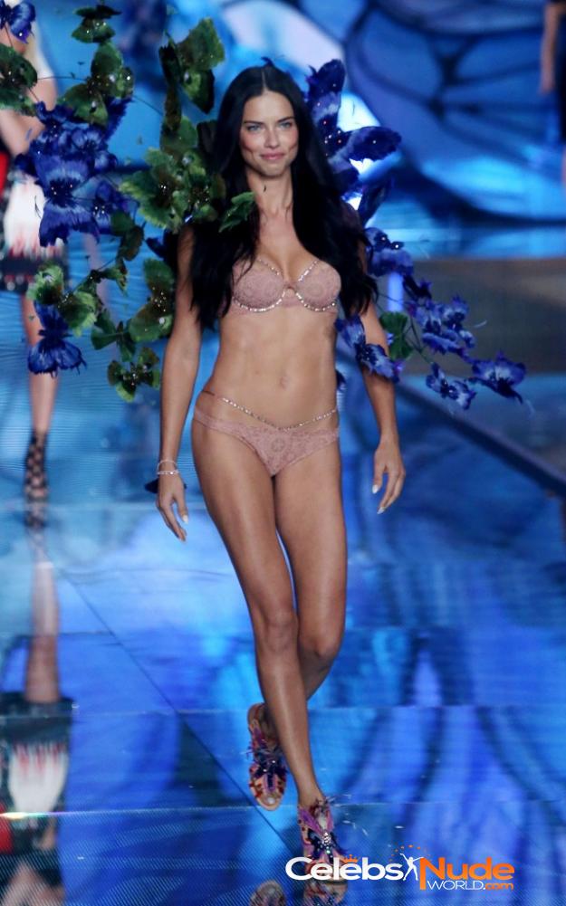 Adriana Lima Sexy 3206
