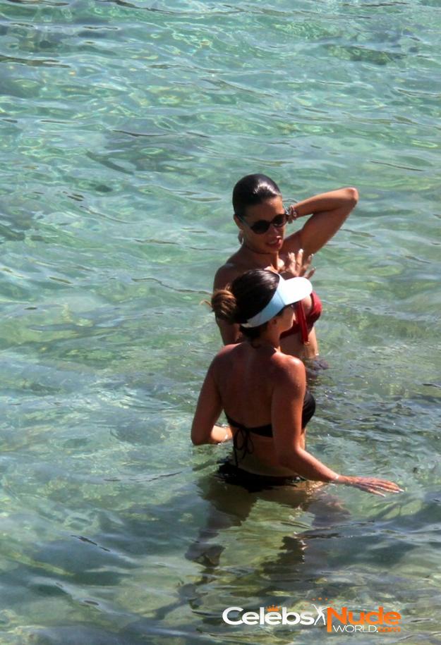 Adriana Lima Sexy at the beach 3312