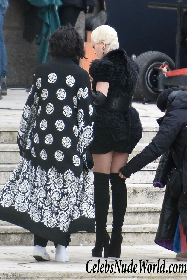 Rita Ora Pussy Upskirt On The Set Of "Wonderwell" In Rome 33213