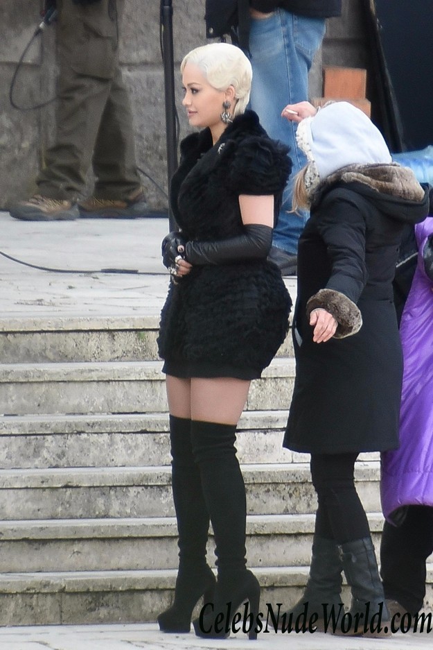 Rita Ora Pussy Upskirt On The Set Of "Wonderwell" In Rome 33223