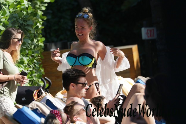 Aisleyne Horgan Wallace Bikini Photos  33396