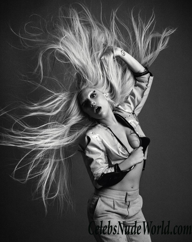 Lady Gaga Sexy Photos  33737