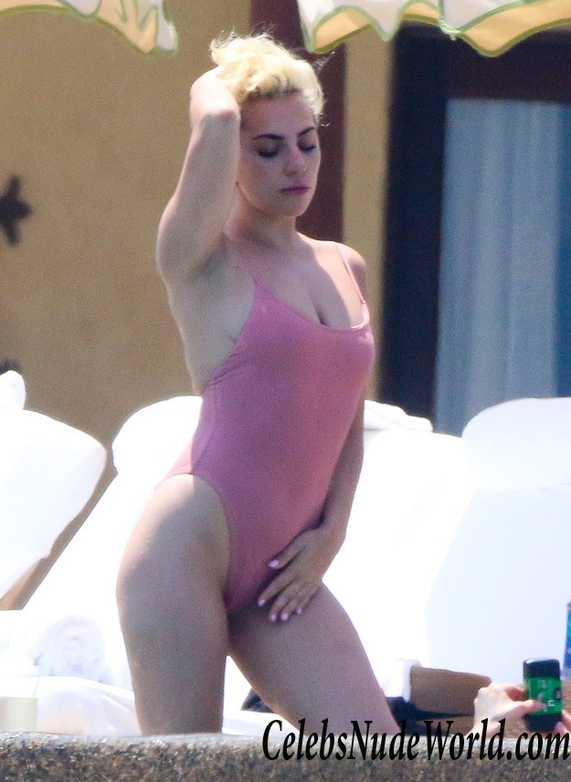 Sexy Photos of Lady Gaga  33787