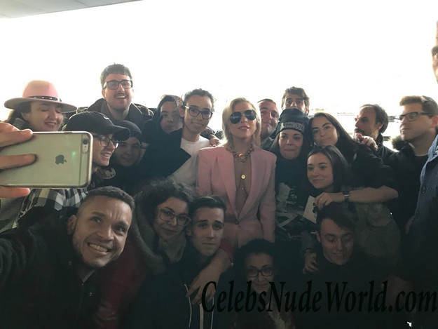 Lady Gaga Braless  33996