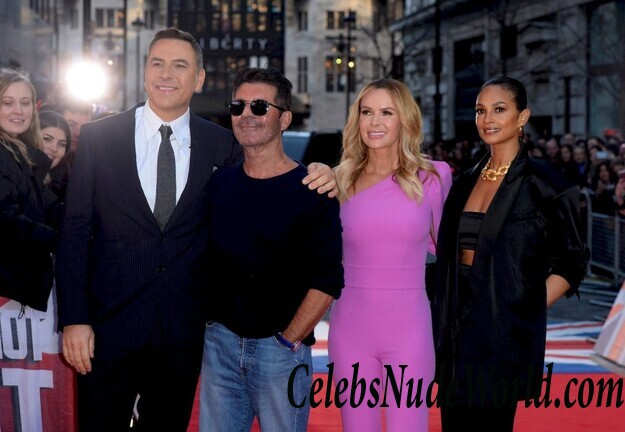 Amanda Holden Braless 35230