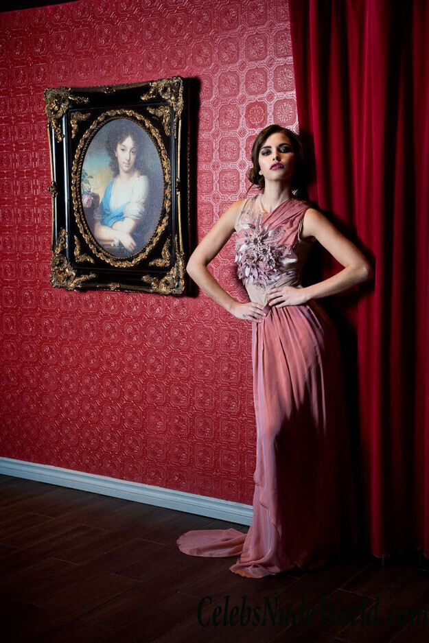 Amelie Lamarche Sexy 35315