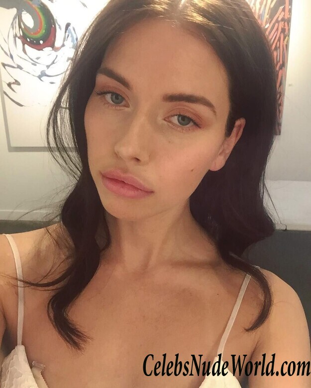 Amelie Lamarche Sexy 35317