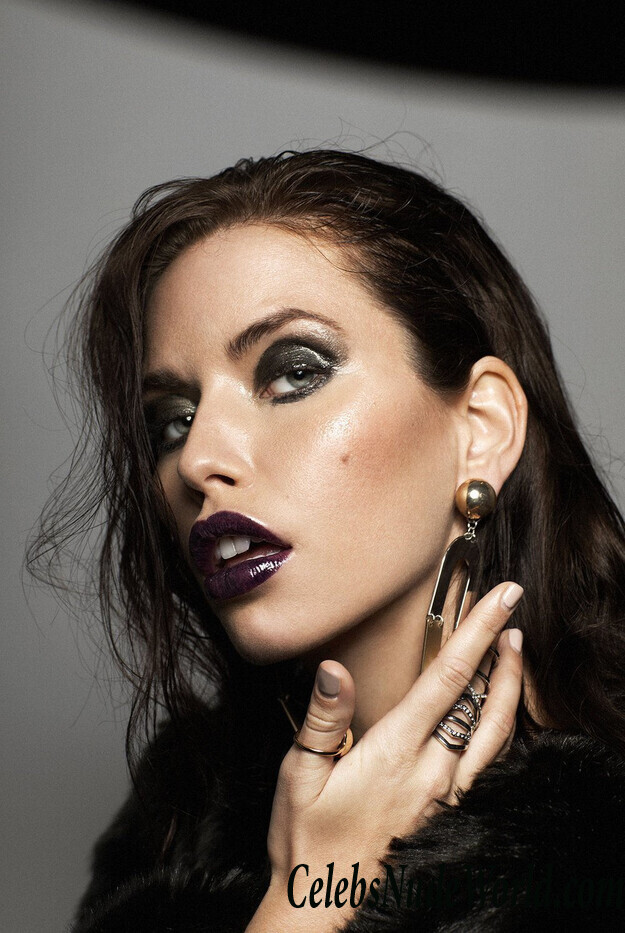 Amelie Lamarche Sexy 35378