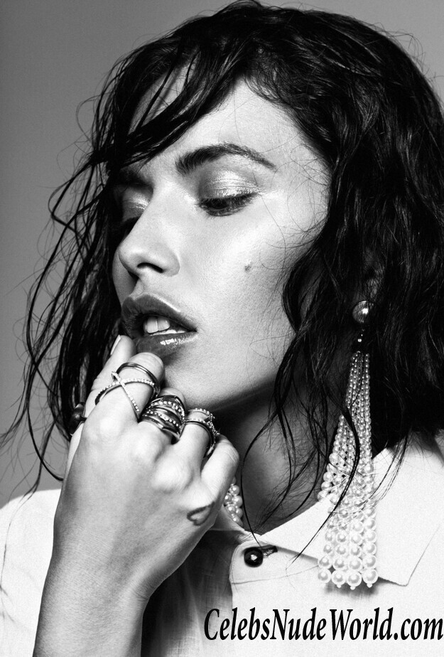 Amelie Lamarche Sexy 35406