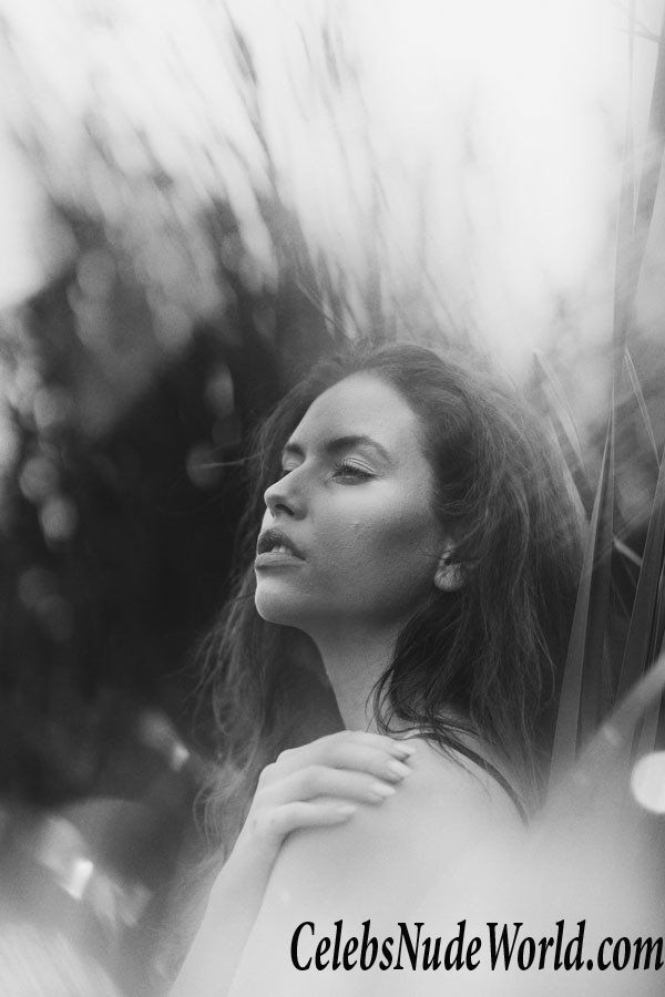 Amelie Lamarche Sexy 35439