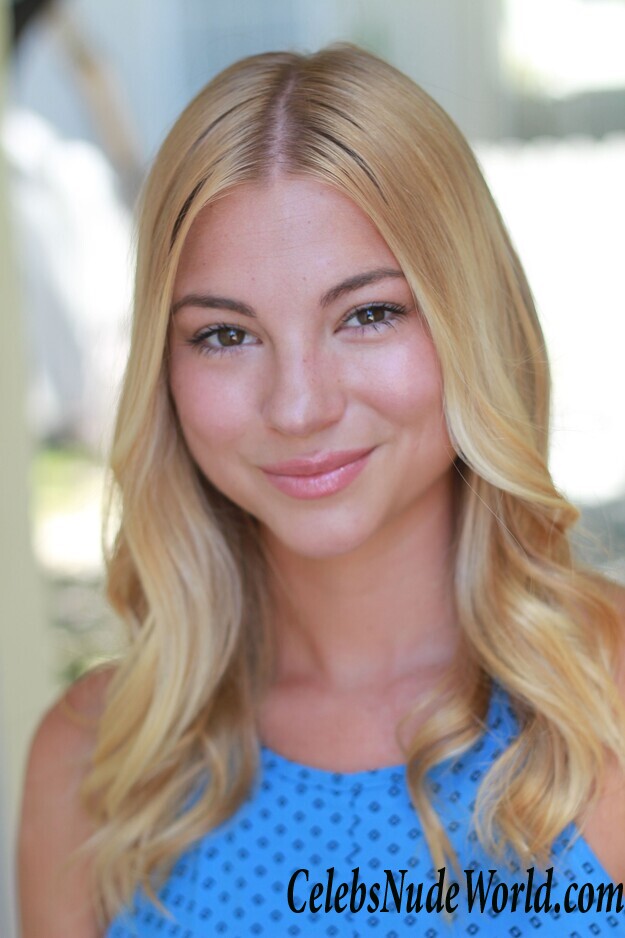 Allie Gonino LEAKS 35751