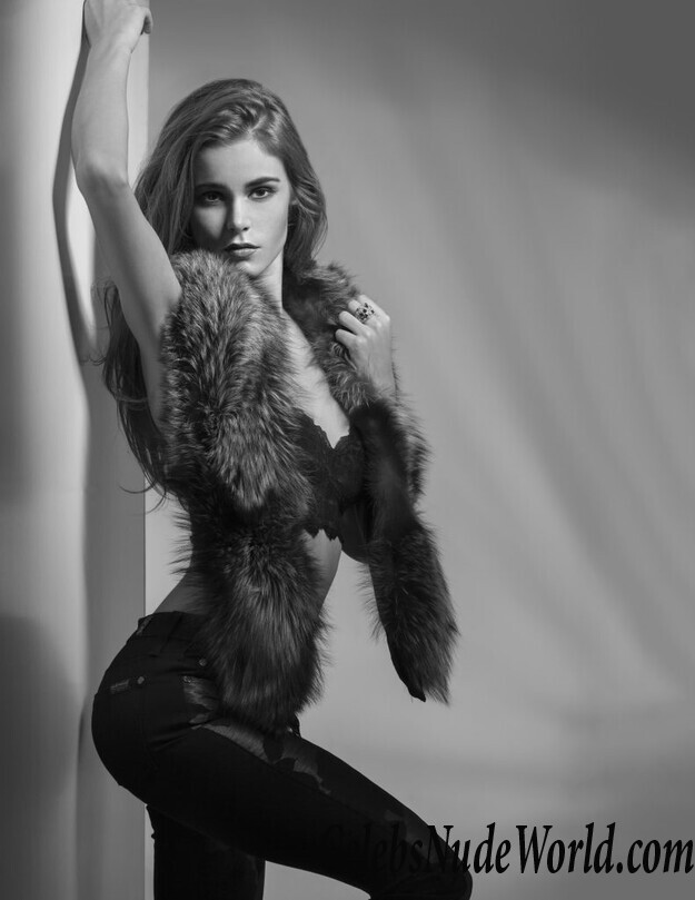 Amberleigh West Topless 35845