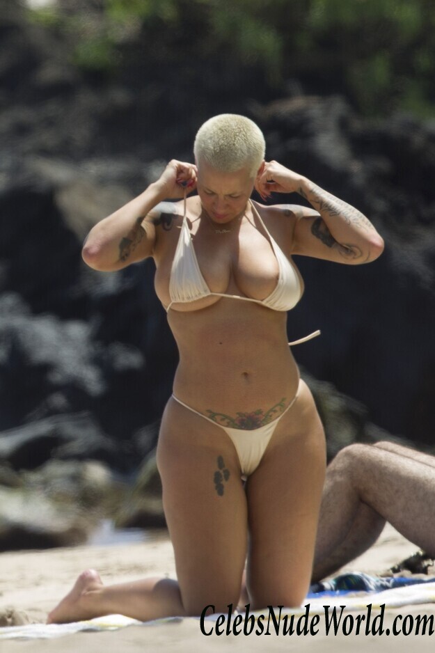 Look at topless Amber Rose 37139