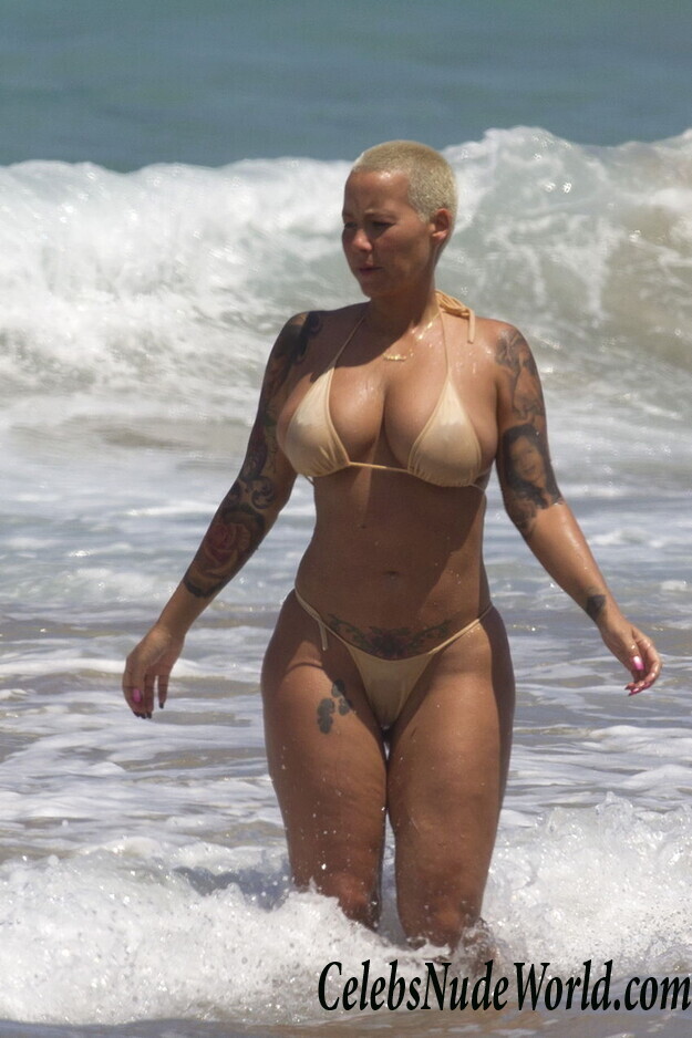 Look at topless Amber Rose 37175