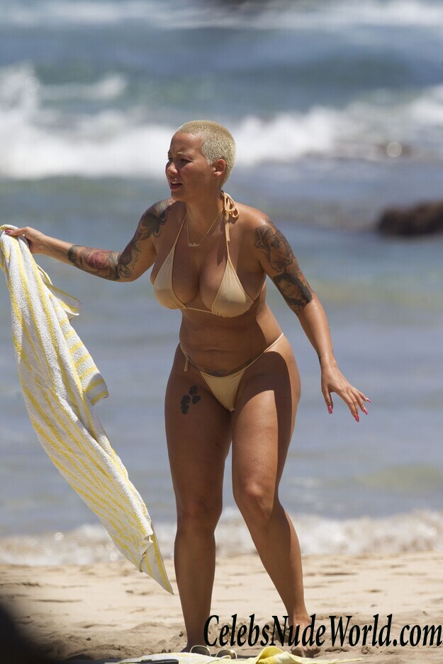 Look at topless Amber Rose 37188