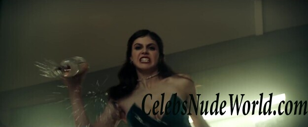 Alexandra Daddario Sexy 37768