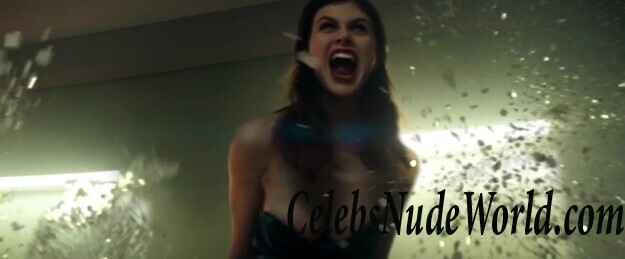 Alexandra Daddario Sexy 37776