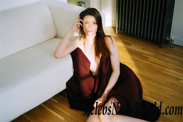 Alexandra Vittek Topless pics 37797