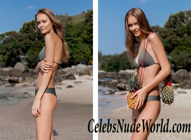 Alessia Merz Sexy 38429