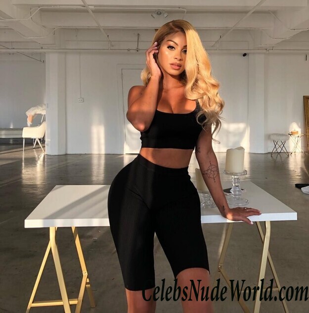 Analicia Chaves Naked 39176