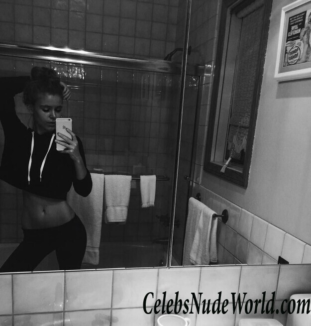 Amberleigh West Nude 39602