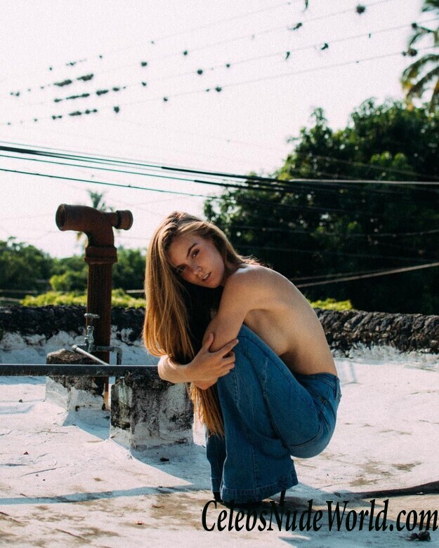 Amberleigh West Nude 39669