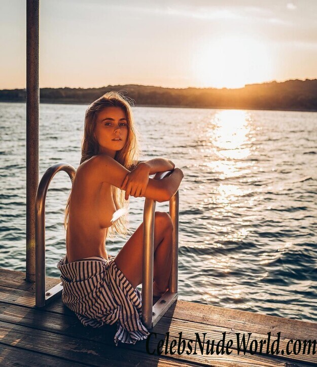 Amberleigh West Nude 39676