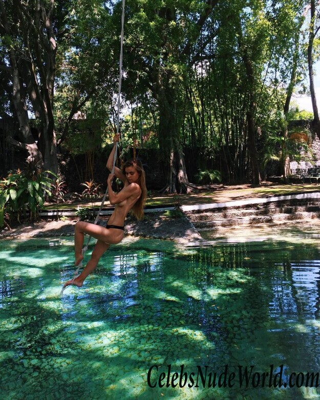 Amberleigh West Nude 39712