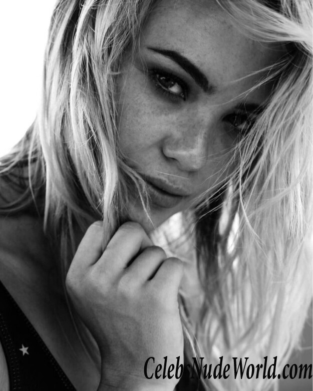 Amber Davis Erotic 40212