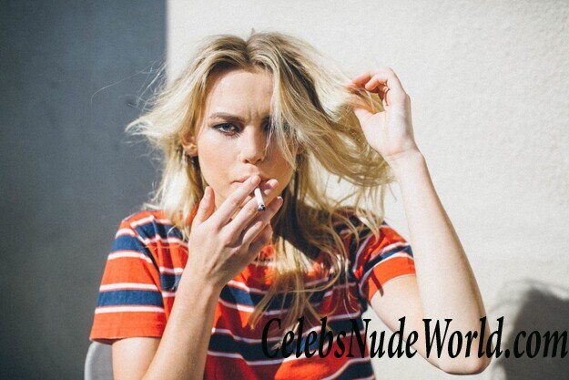 Amber Davis Erotic 40242