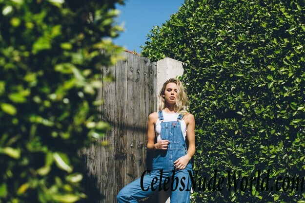 Amber Davis Erotic 40244