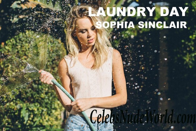 Amber Davis Erotic 40248