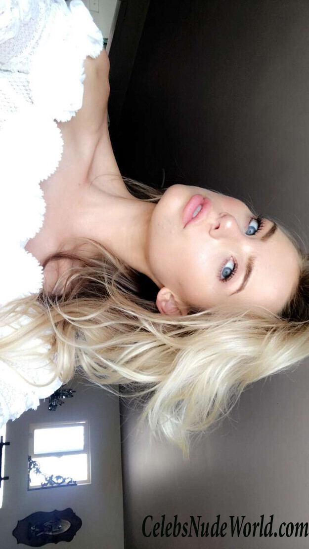 Amber Davis Erotic 40320