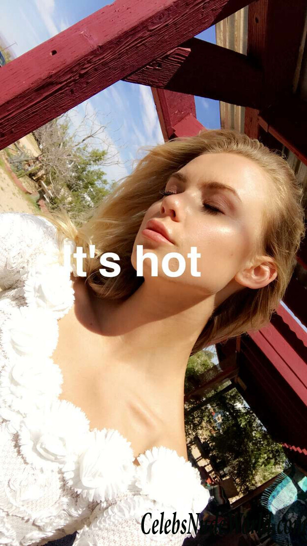 Amber Davis Erotic 40323