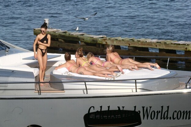 Erika Costell & Amanda Steele Bikini 40739