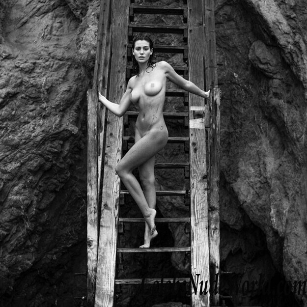 Naked Photos of Alejandra Guilmant 41247