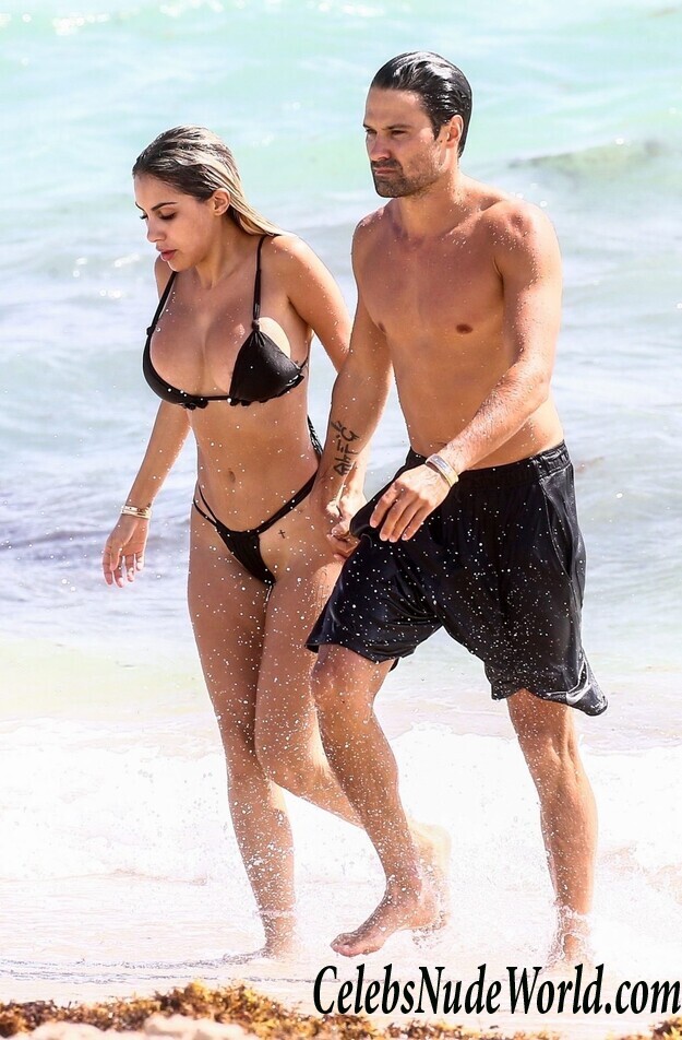 Alexa Dellanos Bikini 42198