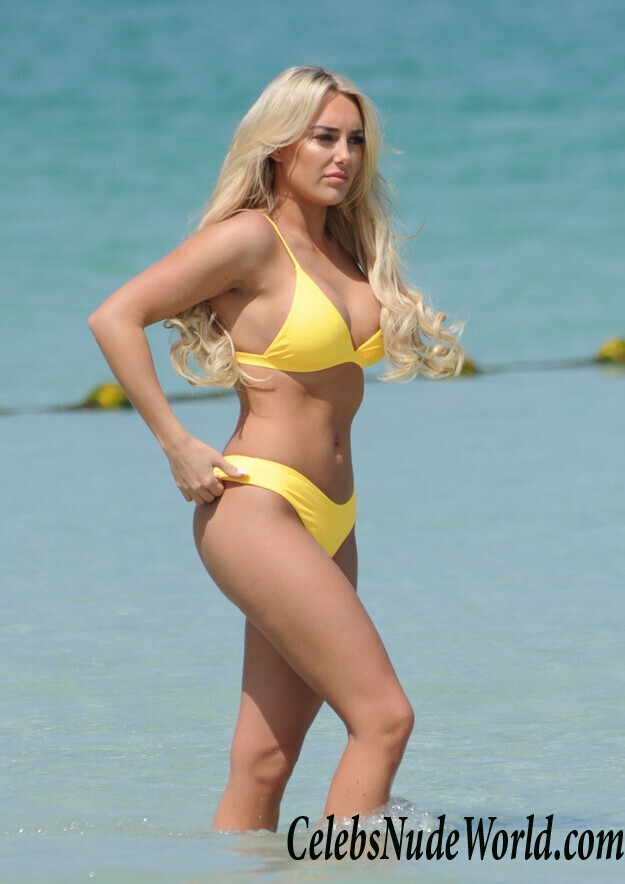 Amber Turner Bikini 42272