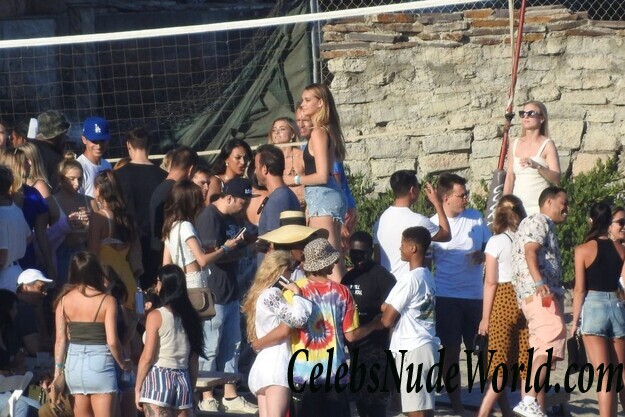 April Love Geary Erotic 42334