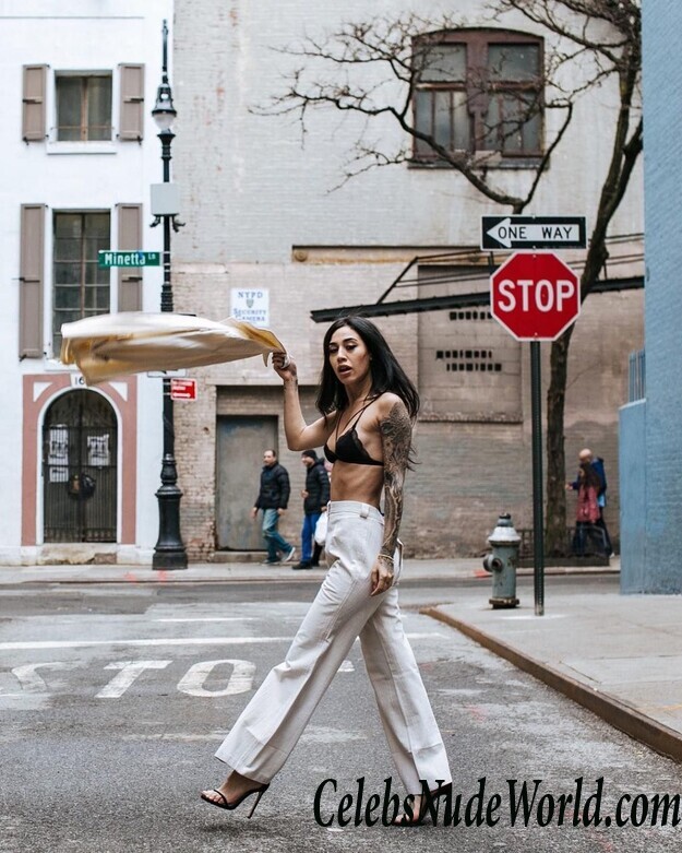 Alexandra Stark Hot 42342