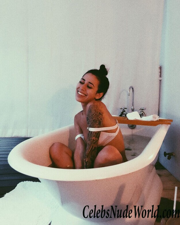 Alexandra Stark Hot 42354