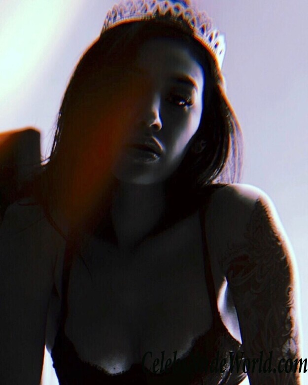 Alexandra Stark Hot 42365