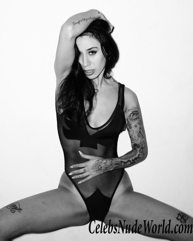 Alexandra Stark Hot 42370