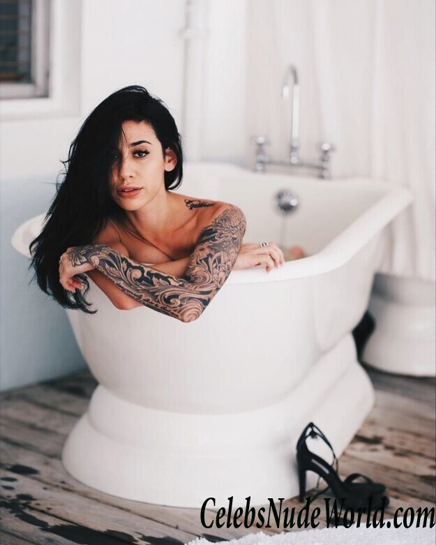 Alexandra Stark Hot 42374