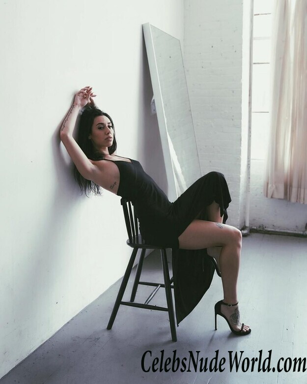 Alexandra Stark Hot 42380