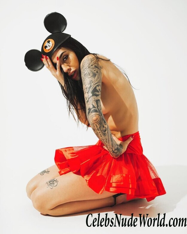 Alexandra Stark Hot 42390