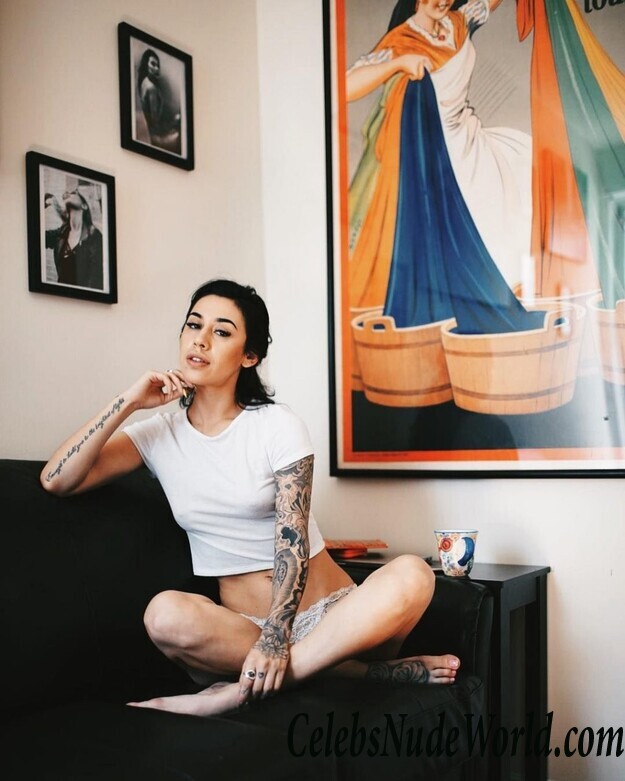 Alexandra Stark Hot 42408