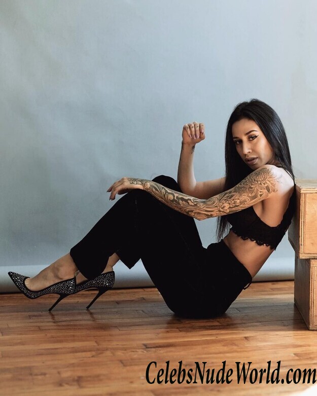 Alexandra Stark Hot 42412