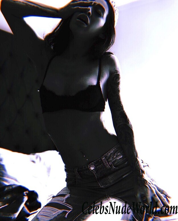 Alexandra Stark Hot 42413