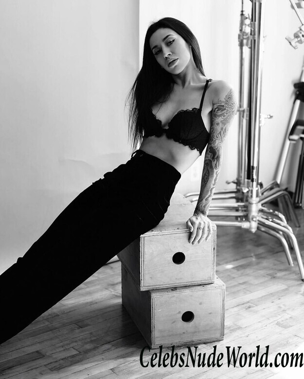 Alexandra Stark Hot 42431